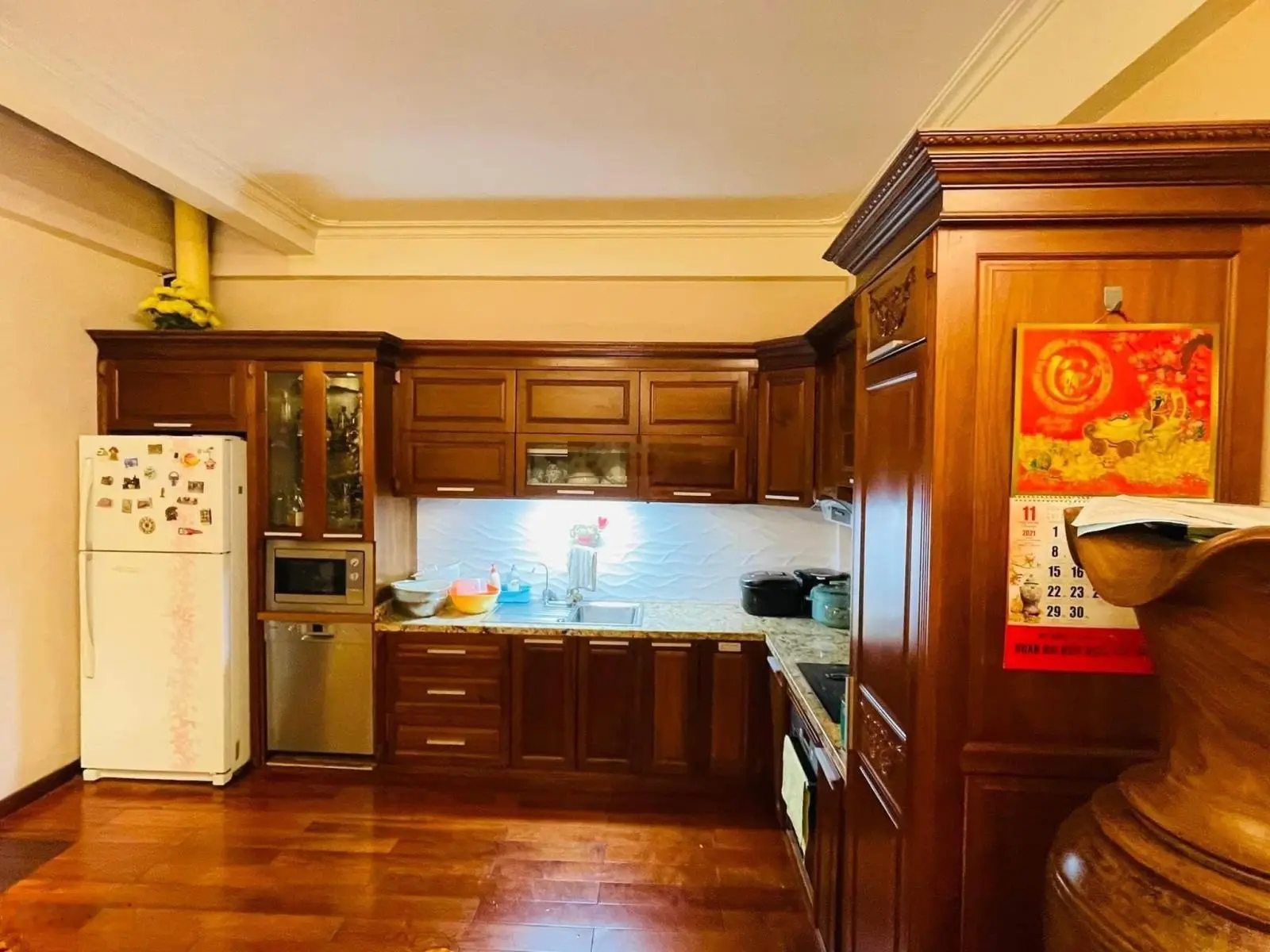 Bán nhà Doãn Kế Thiện, Phạm Văn Đồng, KDT Nam Cường Cầu Giấy 68m2, ba mặt tiền 20m, 24 chỗ, 18 tỷ