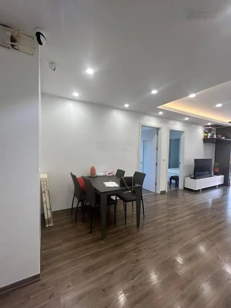 Bán căn 3n CC 259 Yên Hòa dt 80m2 đủ nội thất