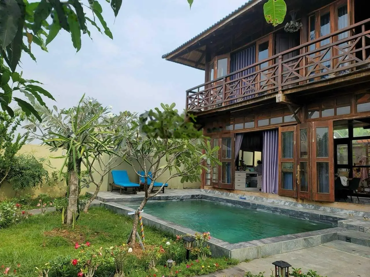 Bán BT vườn, DT 18x35m khuôn viên 560m2, có 100m2 ODT, view sông lớn, hồ bơi, vườn cây, giá 9 tỷ TL