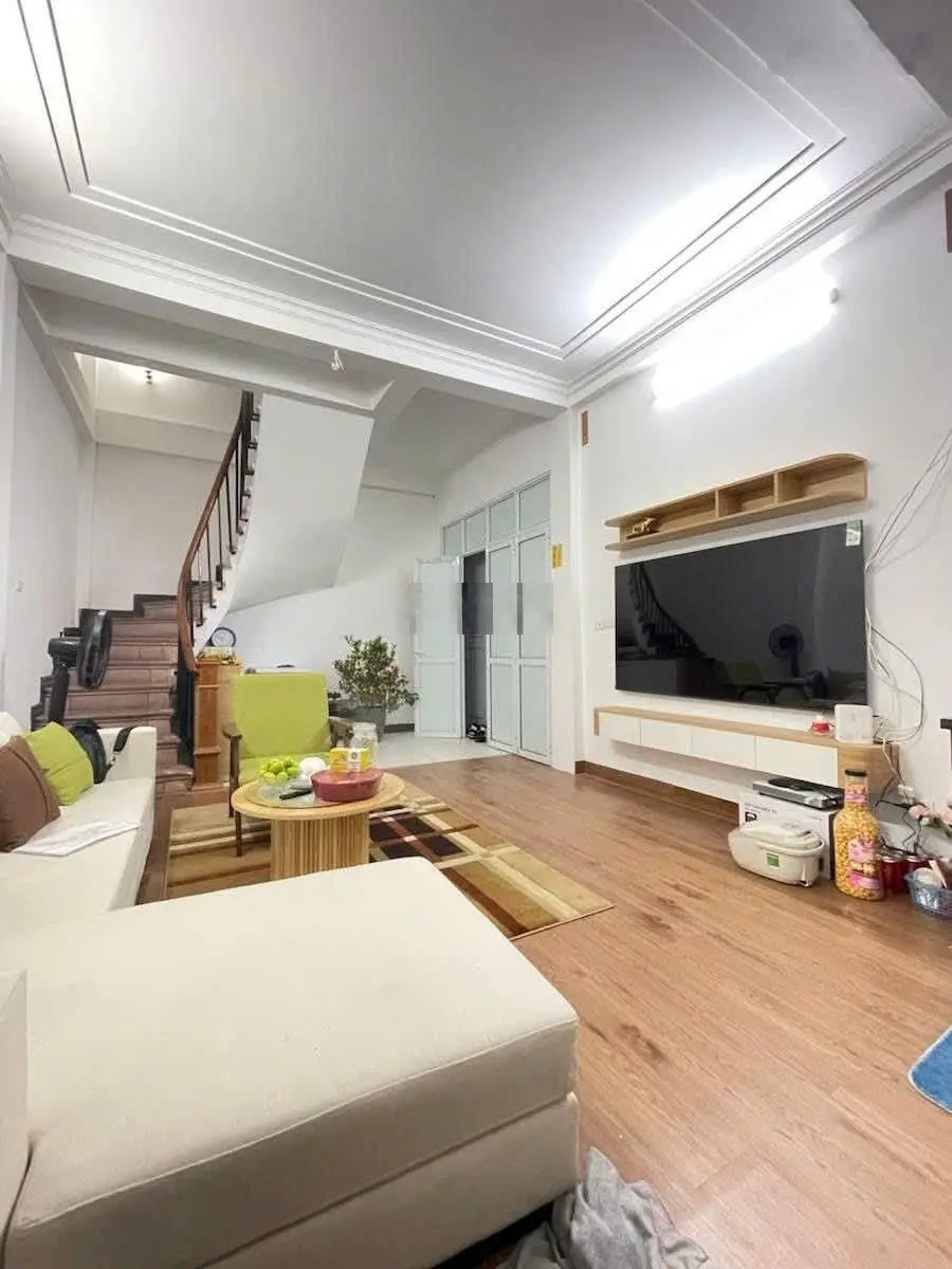 Bạch Mai, Hai Bà Trưng. DT 31m² x 4 tầng, MT 4,6m, giá 5,4 tỷ. Ngõ nông gần phố.