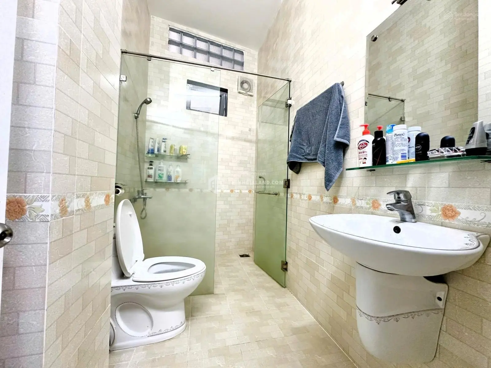 Bán nhà hoàn công 4 tầng, đầy đủ nội thất, tại Phan Chu Trinh, Vũng Tàu - Cách Bãi Sau chỉ 5p đi xe