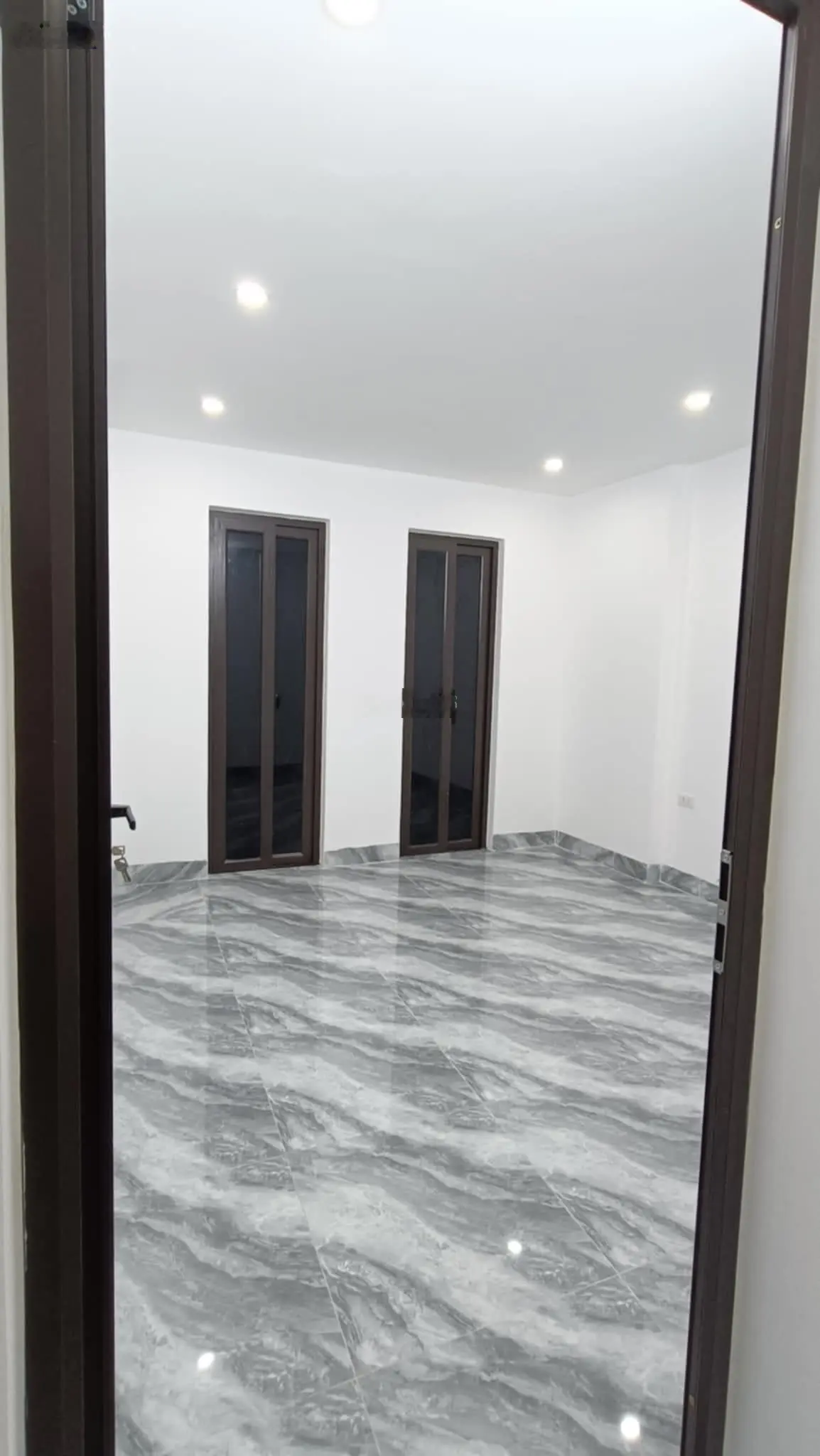 Nhà xây mới hiện đại, ngõ nông, diện tích 55m2 x 4 tầng, giá nhỉnh 5 tỷ