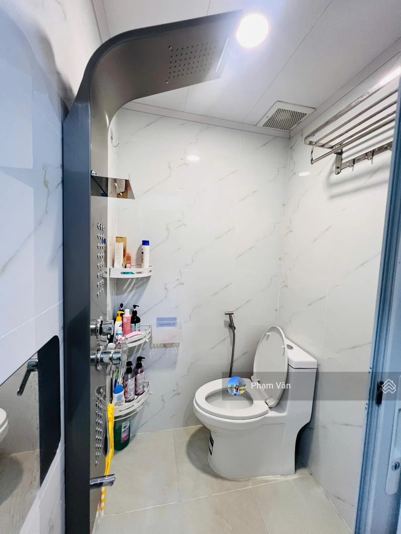 Chỉ 3 Tỷ nhỉnh - Nhà tuyệt đẹp 2PN - 2WC - Full nội thất chỉ việc vào ở- HXH- Gần Võ Văn Ngân