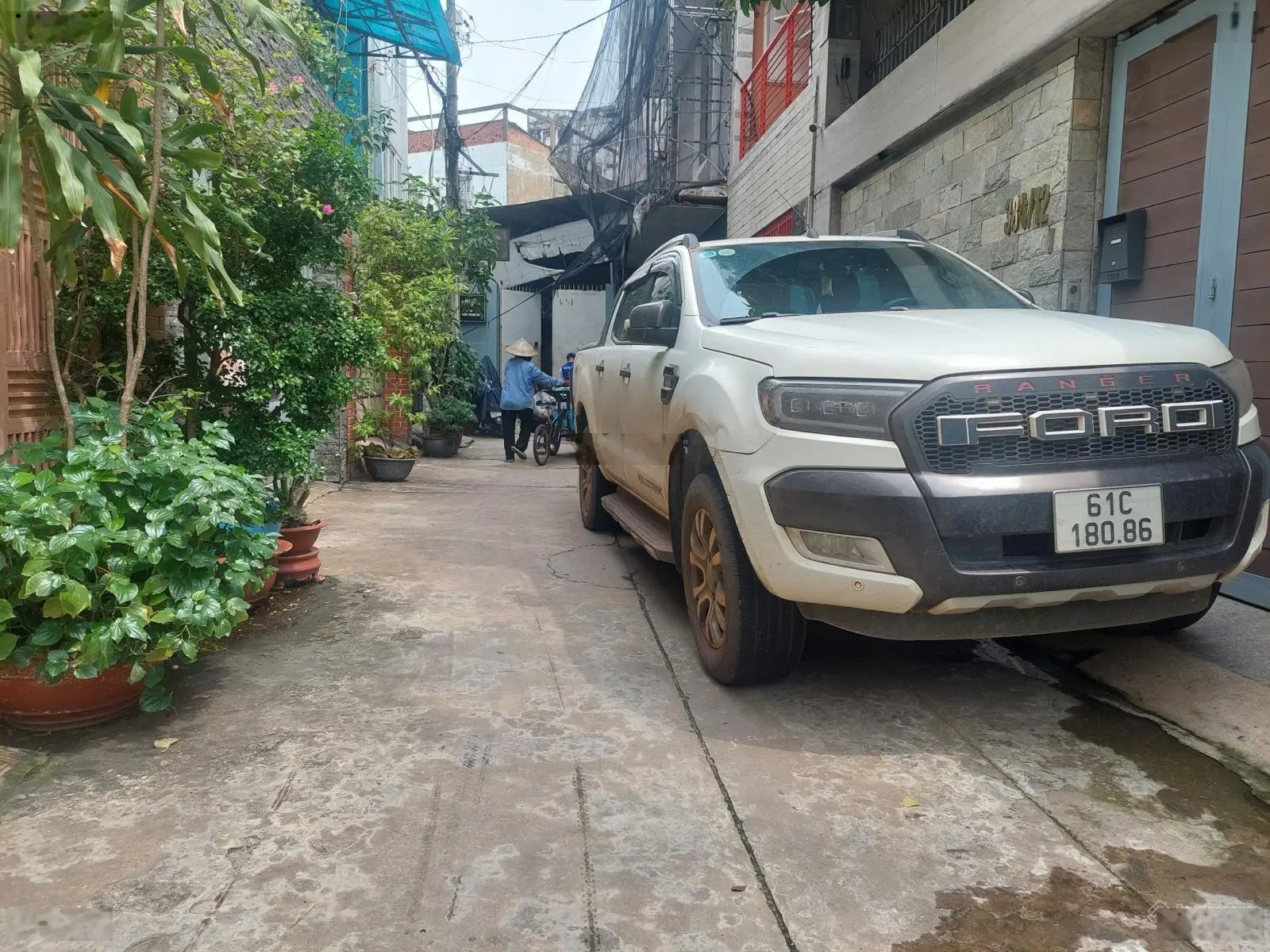 Bán nhà cấp 4 - 2 MT hẻm tại Huỳnh Văn Bánh, P.14, Phú Nhuận - DT 4 x 22.5m - giá chỉ 17 tỷ!