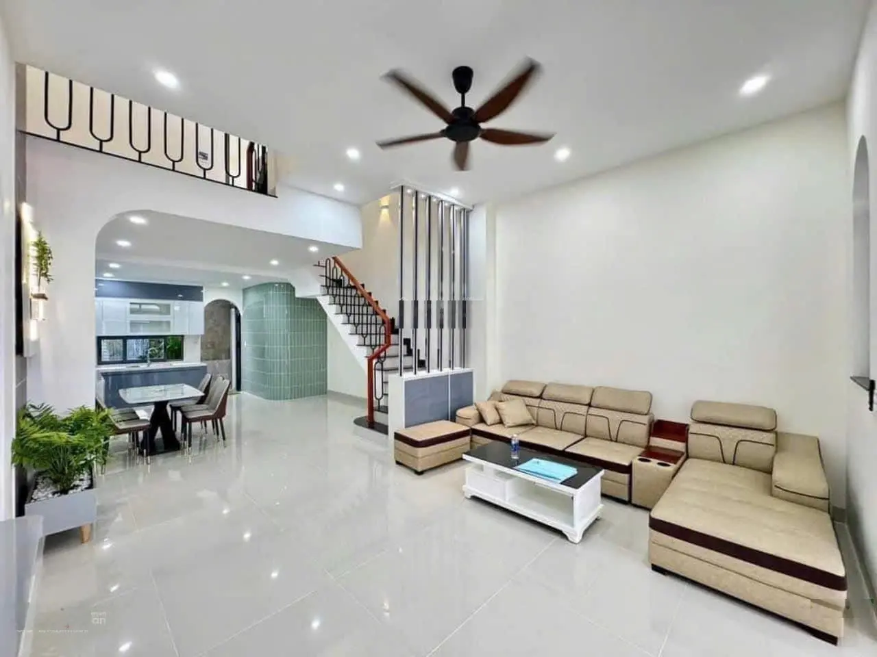Bán gấp căn nhà mới toanh đường Lê Tấn Bê, gần Trường Ngô Thời Nhiệm, SHR, chỉ việc dọn vào ở