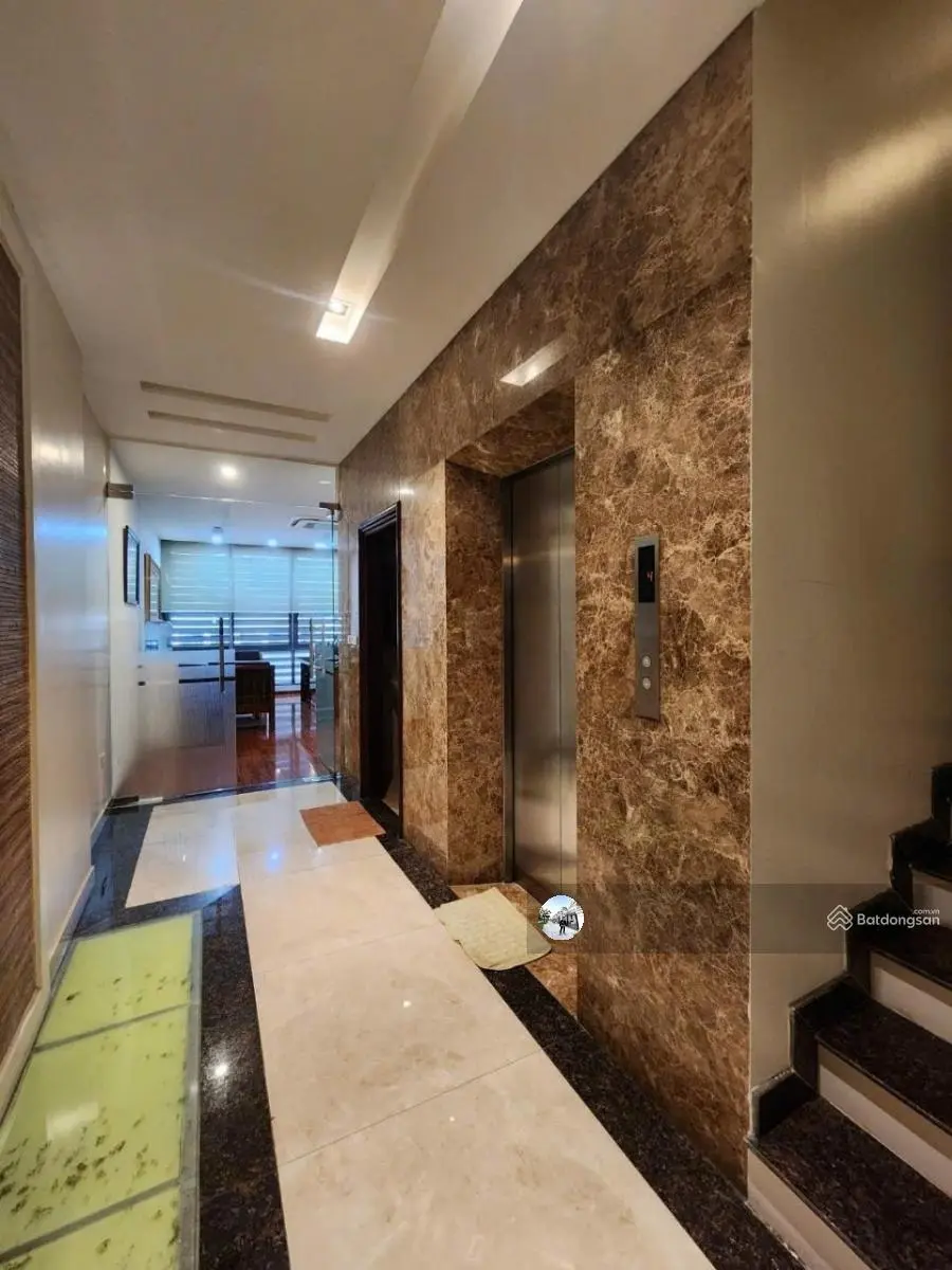 Nhà đẹp Quan Thổ, ô tô, thang máy, kinh doanh, 94m xây 6 tầng, MT 5.3m