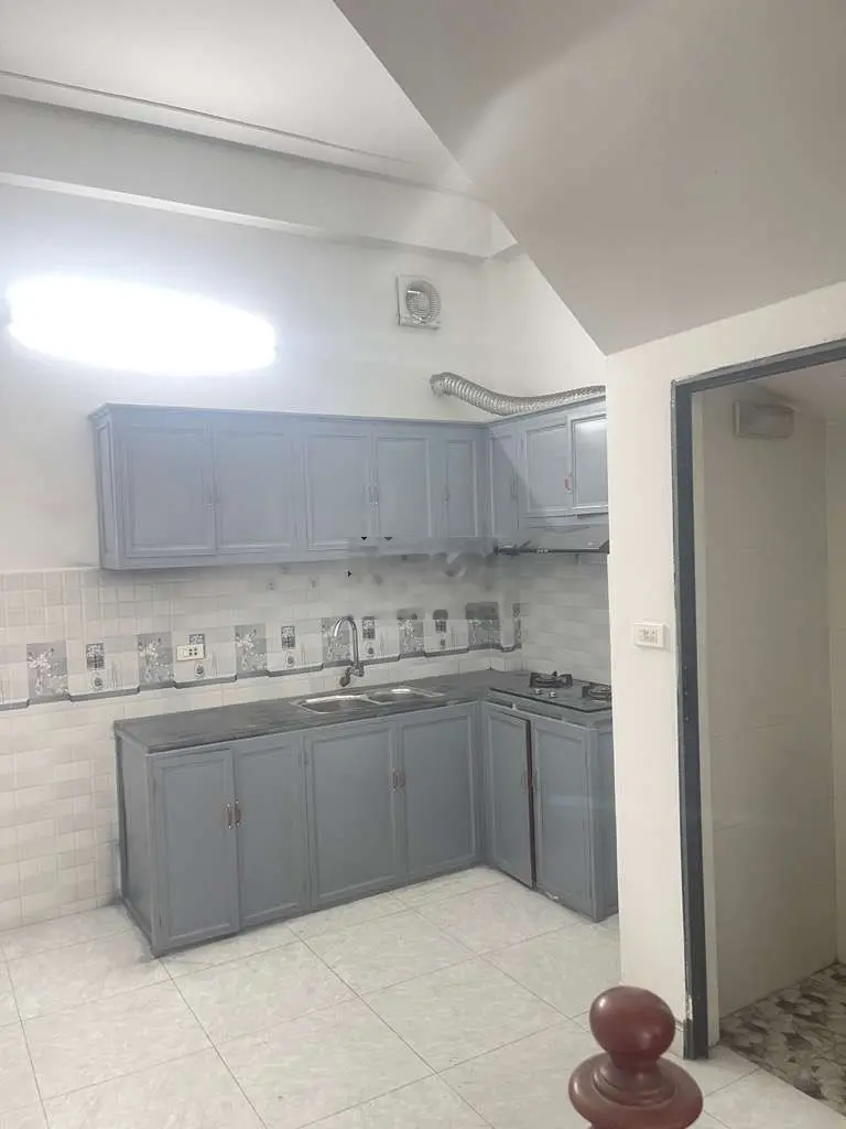 BÁN NHÀ BÁT KHỐI 40M2 , 3 TẦNG , 3 NGỦ , Ô TÔ ĐỖ CỔNG
