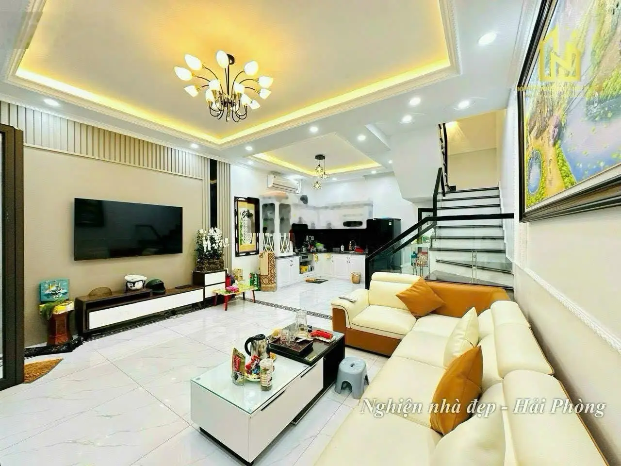Chính chủ bán Nhà đẹp tại phố Đông Khê thông Lê Hồng Phong, ô tô đỗ cách nhà chỉ 10m.