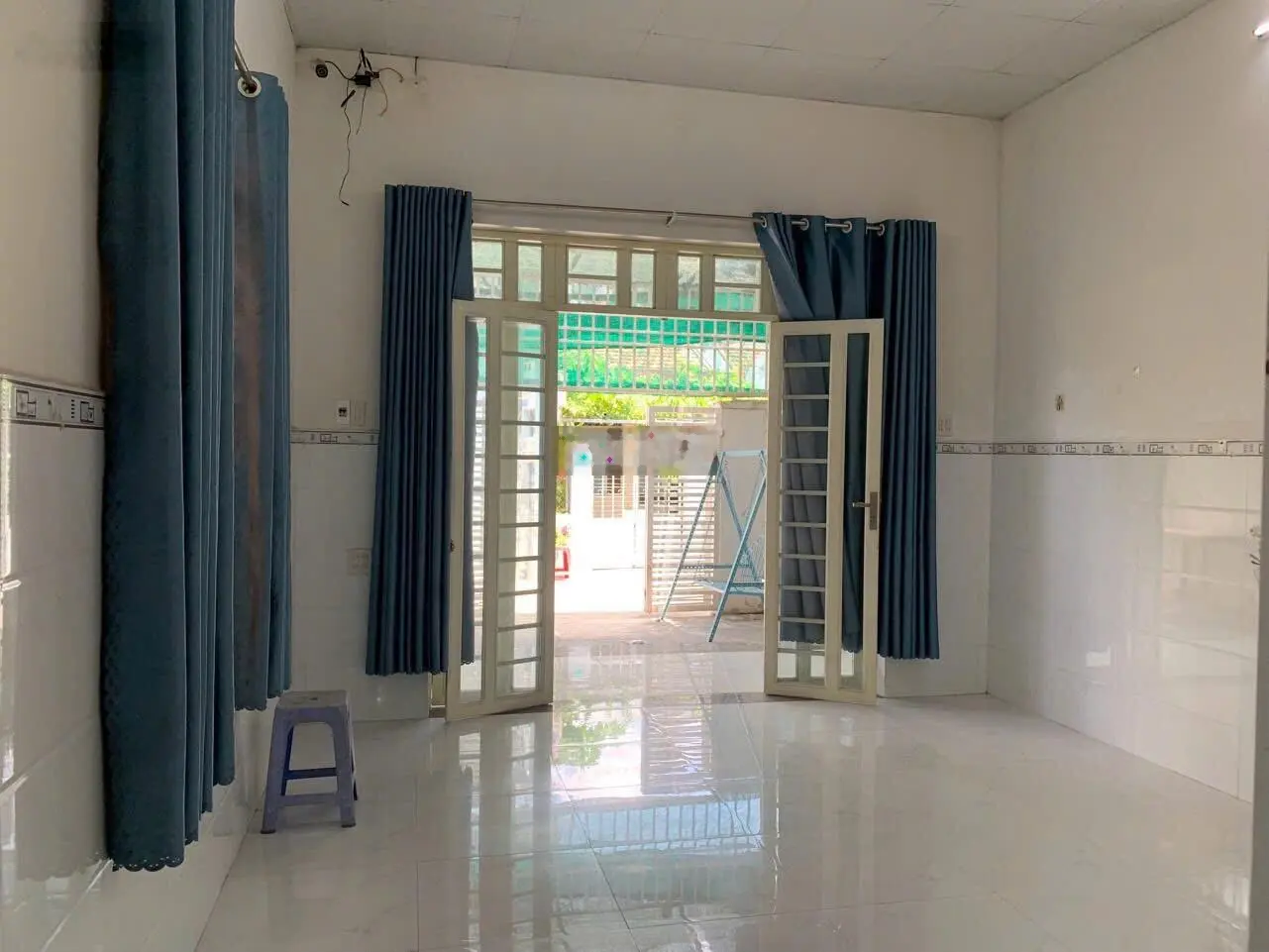 Bán nhà Vĩnh Hải Nha Trang hẻm Phước Huệ giá 2,4 tỷ LH 0793 650 ***