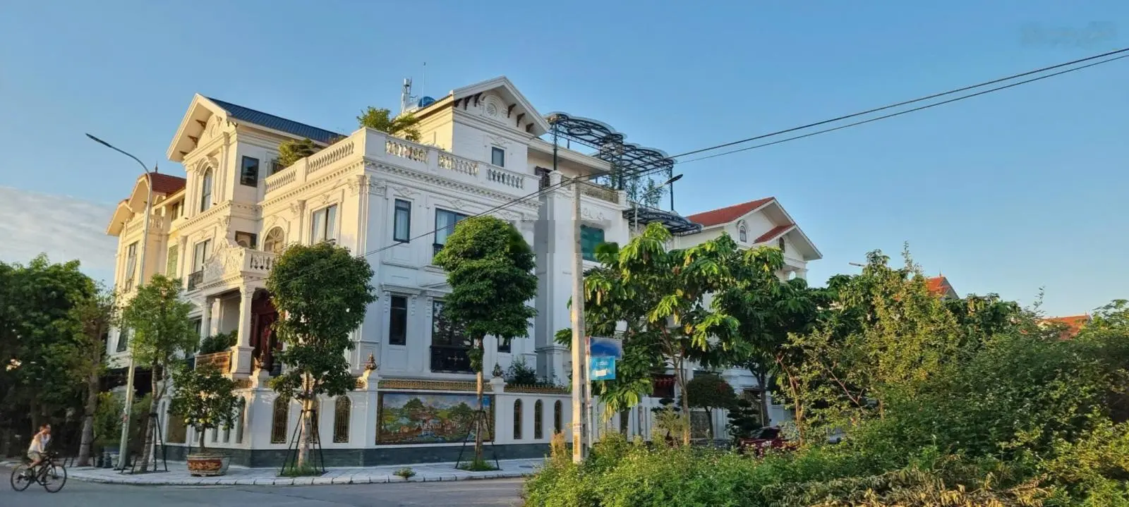 EM CẦN BÁN 1 SỐ LÔ ĐẠI HOÀNG LONG .KÍNH MỜI ANH CHỊ QUAN TÂM LH 0819 076 ***