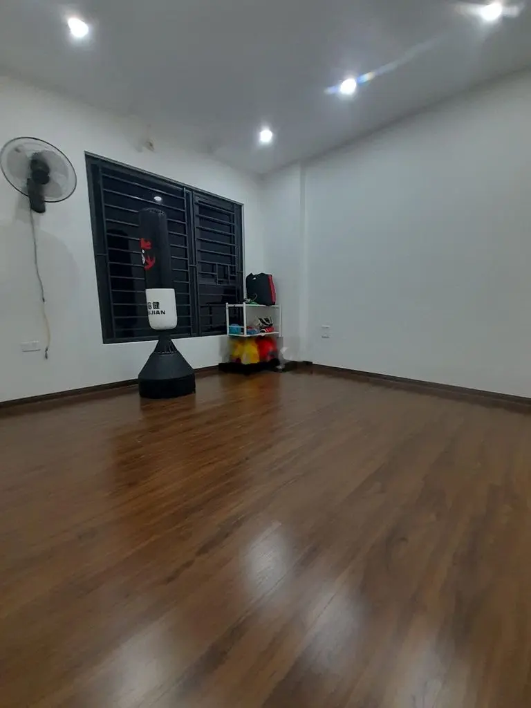 PHÚ THỨ TÂY MỖ- 41M2 -5 TANG -2 THOÁNG-MT 5M- NGÕ Ô TÔ- TIỆN ÍCH VINC