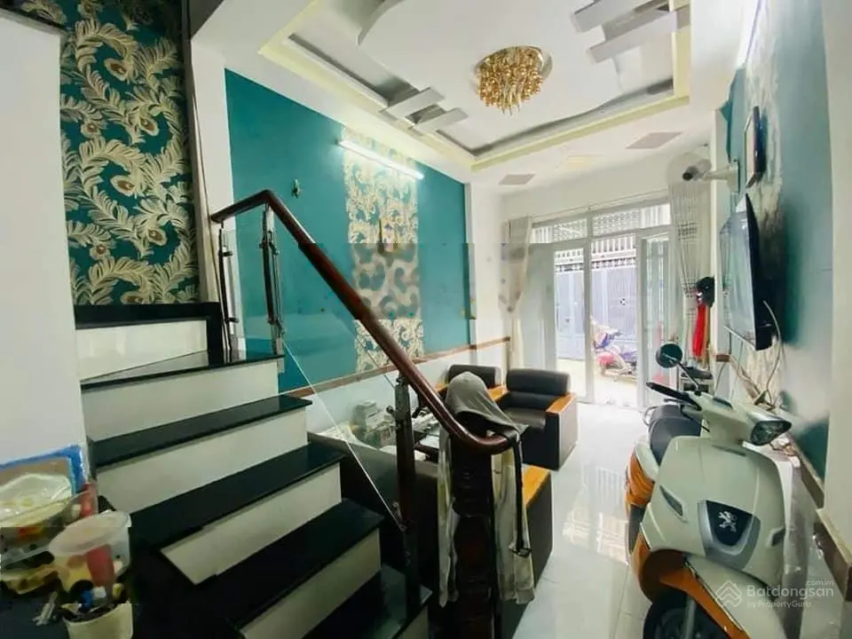 Cần ra hàng căn Nhà hết HĐT 13,5tr/tháng đường Nguyễn Du 38m2 cách VincomPlaza PVT 100m
