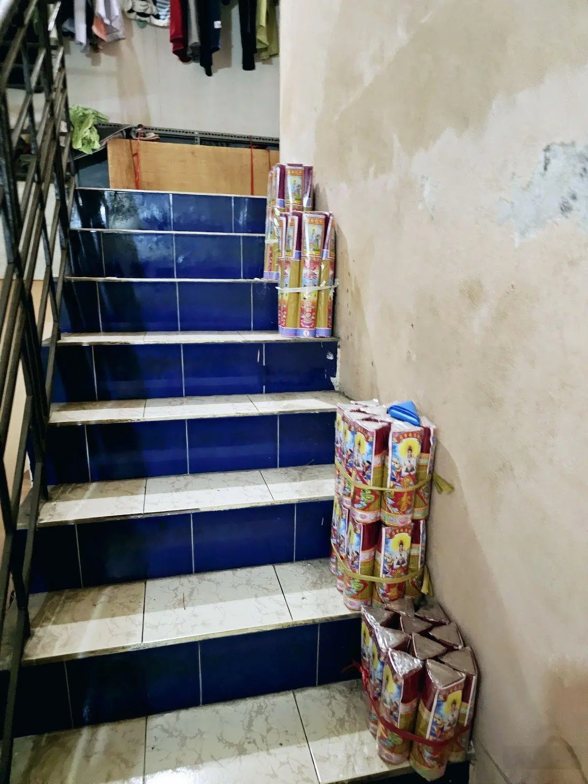 Nhà giá rẻ, mặt tiền kinh doanh Nguyễn Thượng Hiền Bình Thạnh