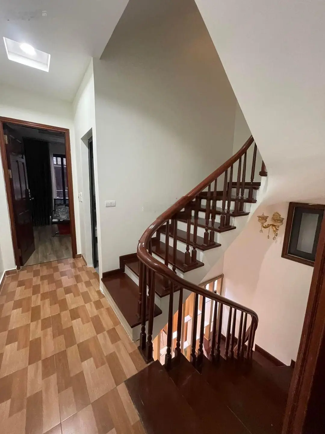 Bán nhà phố Hàm Nghi, 35m2 x 5 tầng mặt tiền 3,5 mét, 30m ra phố. Giá 8,5 tỷ