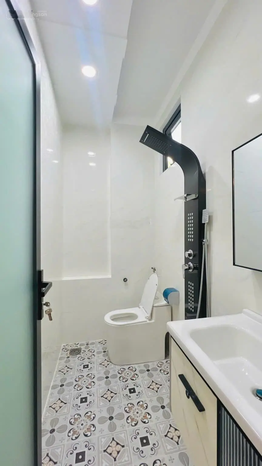 Ngộp BANK bán nhà riêng tại Thuận Giao, 2,5 tỷ, 80m2, 4PN, 3WC, bán gấp!