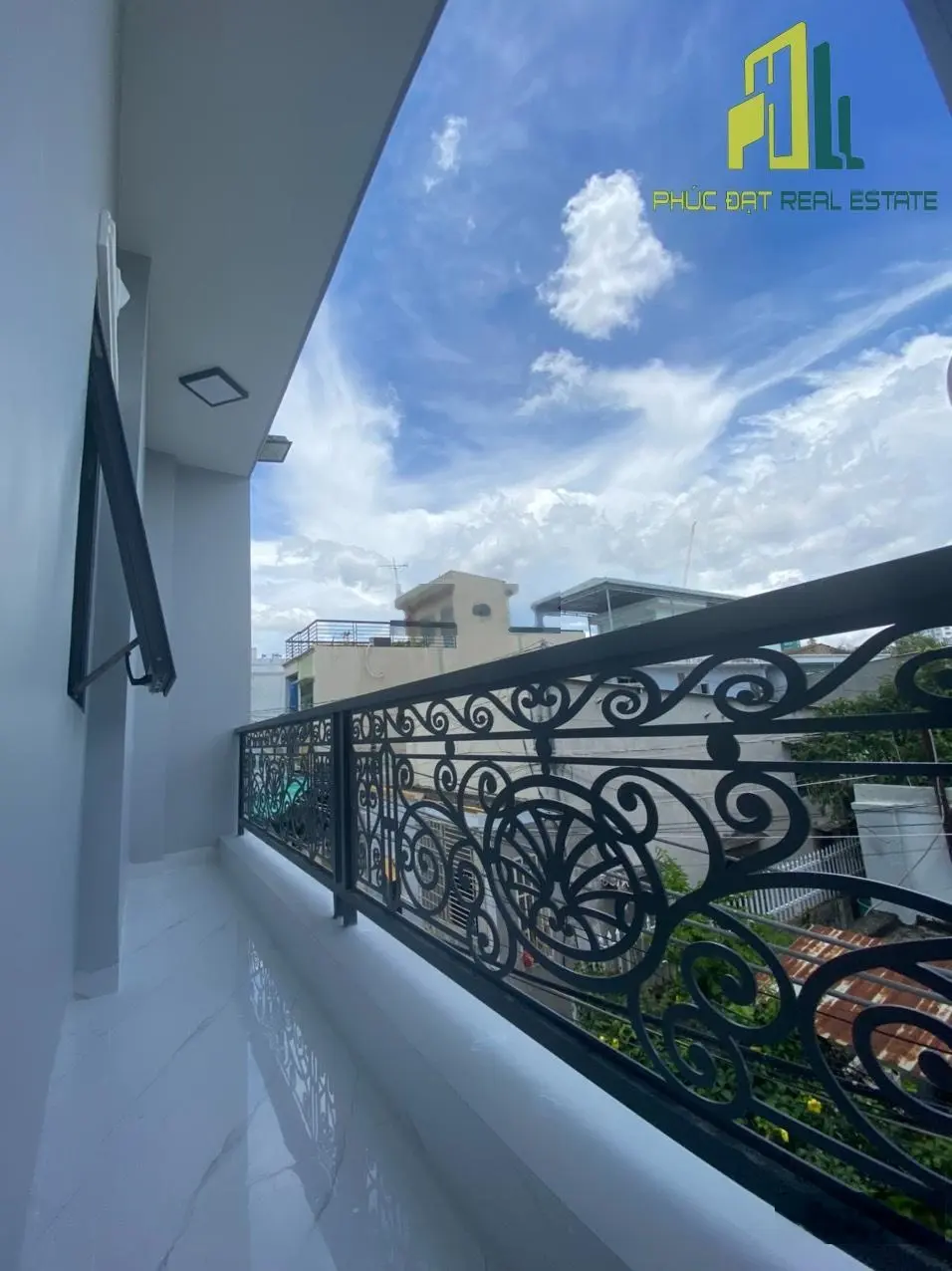 Nhà đẹp 1 lầu Quyết Thắng gần nhà hàng K'tan, SHR thổ cư 100% hoàn công