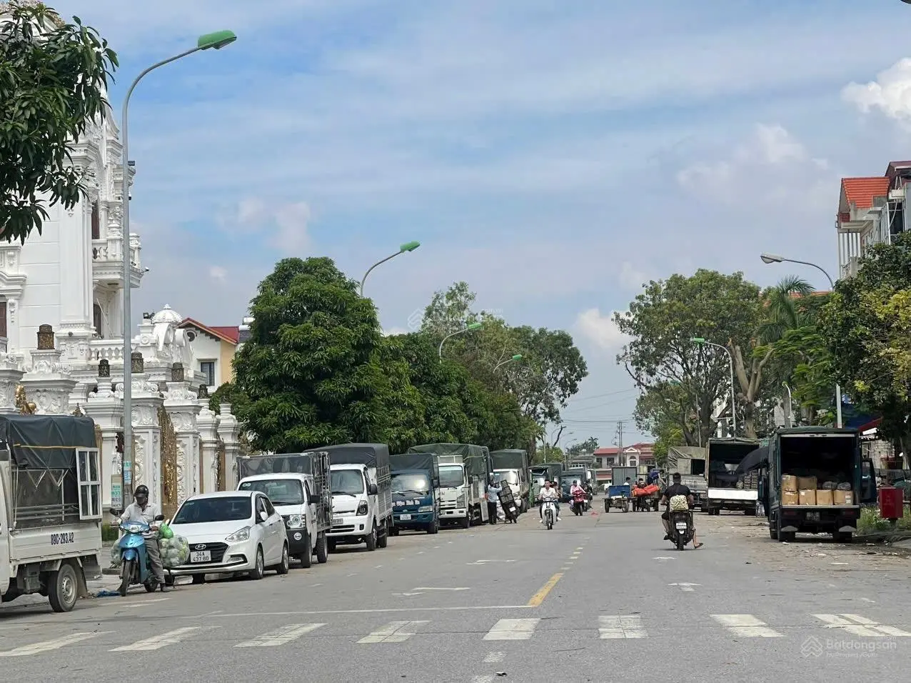 Bán lô đất mặt phố Phạm Hùng - Chợ đầu mối Hội Đô- Tp Hải Dương
