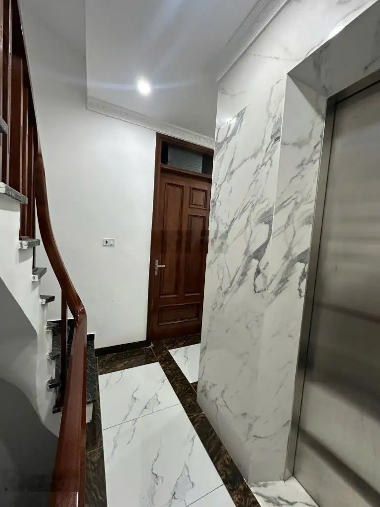 200 căn chỉ có 1 căn Kim Ngưu, ngõ Thông, #THANGMÁY, 50m, sát mặt chợ, nhỉnh 9 tỷ có TL