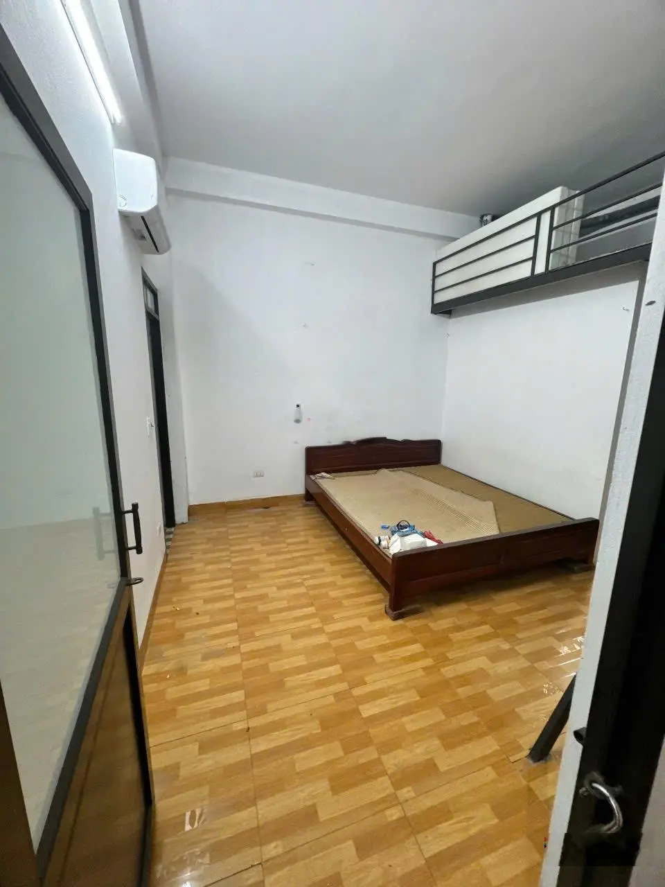 Bán nhà Đại Đồng, Đông Anh, 75m2, sẵn 10p cho thuê, dòng tiền 25tr/tráng, mặt tiền 4.5m, giá đầu tu