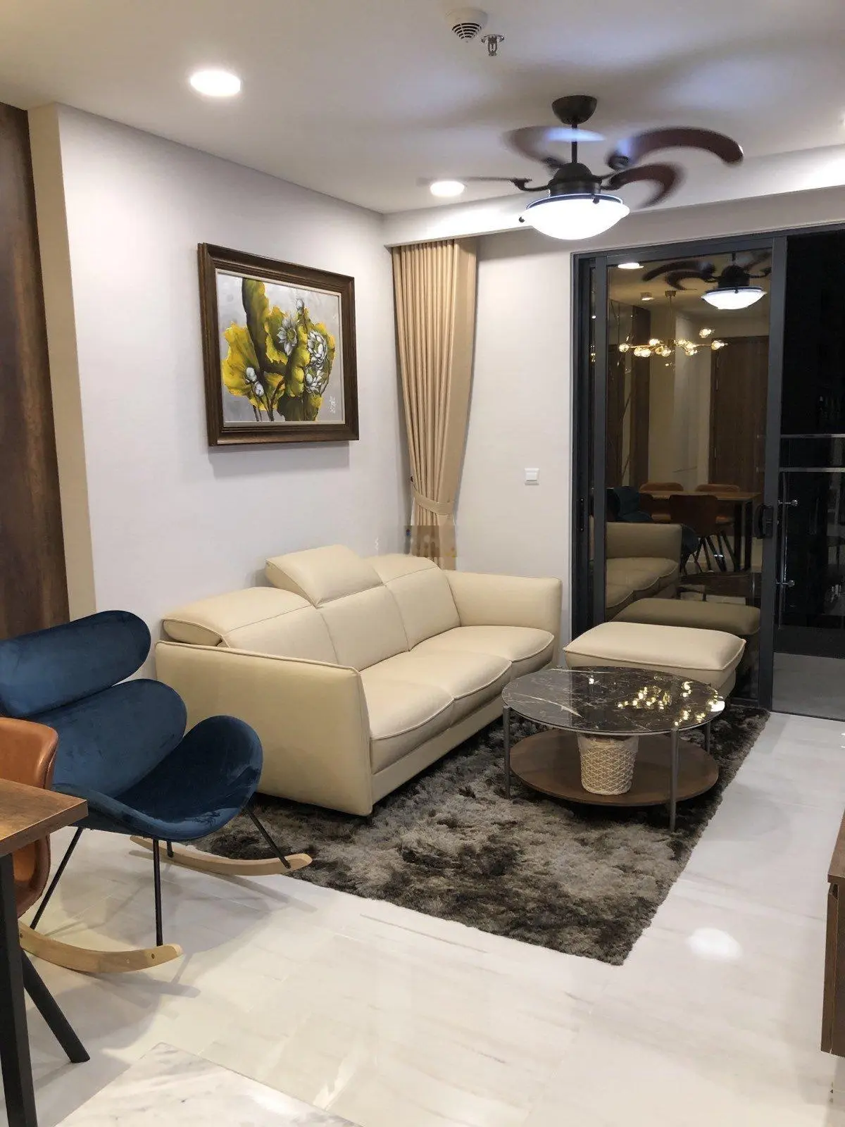 Chính chủ cần tiền cần bán gấp căn penthouse Remax Quận 6 210m2 4PN, 4WC bán 6.9 tỷ0775 180 *** Hằng