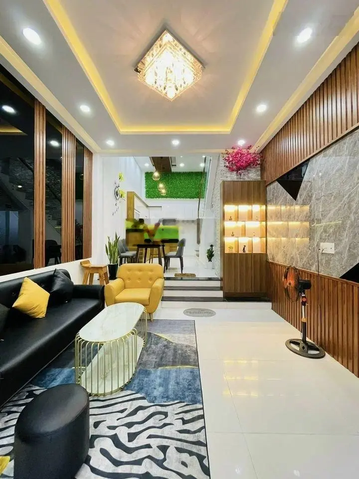 Nhà cho thuê 24Triệu ngay Trần Bình Trọng-P.5-Bình Thạnh.Giá 3Tỷ2/70.5m2 ngay TH Nguyễn Thượng Hiền