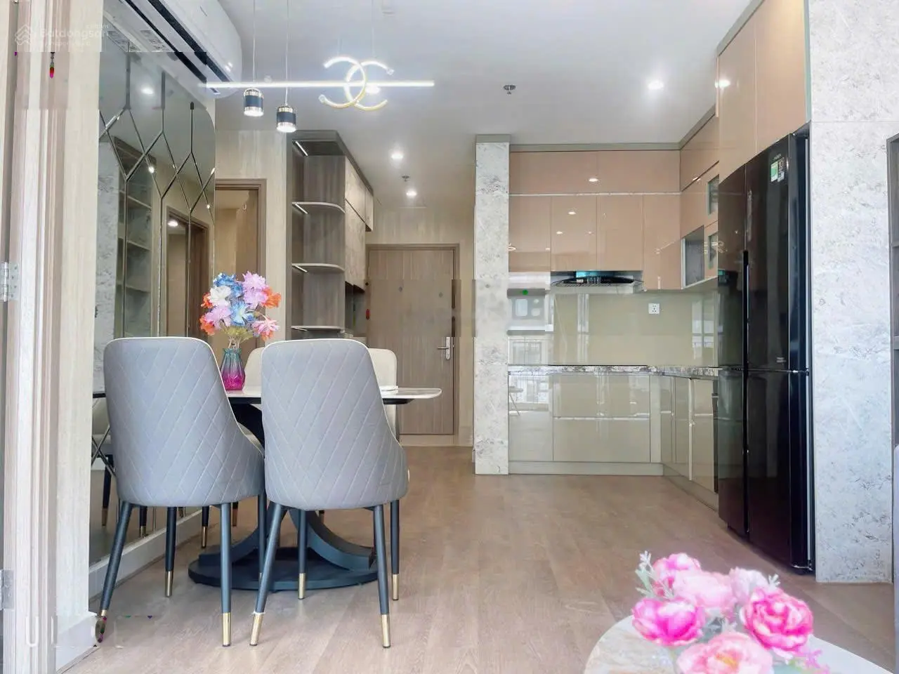 CHÍNH CHỦ BÁN CĂN 2PN+2VS TẠI Sapphire, Vinhomes Ocean Park.