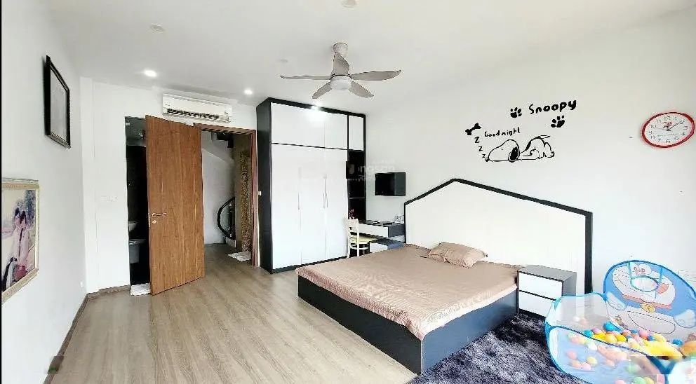 Cổ Linh nhà đẹp 7 tầng thang máy xịn full nội thất oto vào nhà nhiều tiện ích khách mua chỉ việc ở