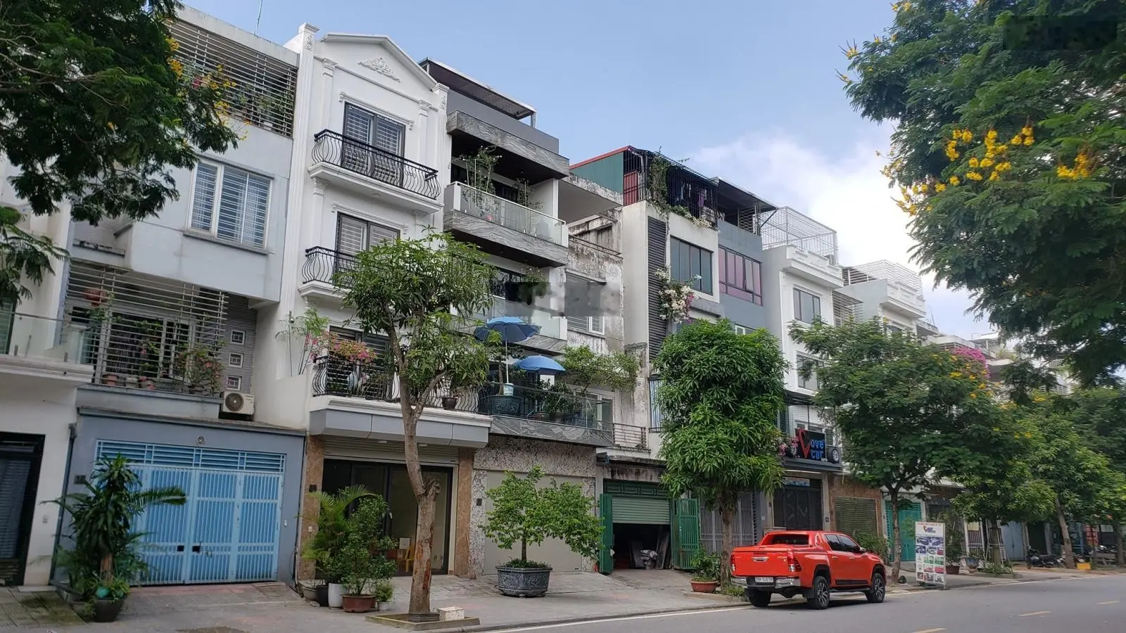 Bán liền kề Văn Phú 86m2, 4 tầng, mt 4.5m, mặt đường to 19m, vị trí kinh doanh cực đẹp, giá đầu tư