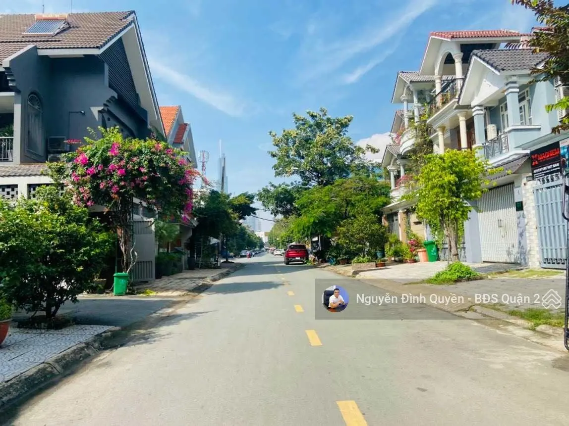 Biệt thự khu 215 Nguyễn Văn Hưởng - 250m2 - 3 lầu đẹp - sân vườn hồ bơi - chỉ 52 tỷ