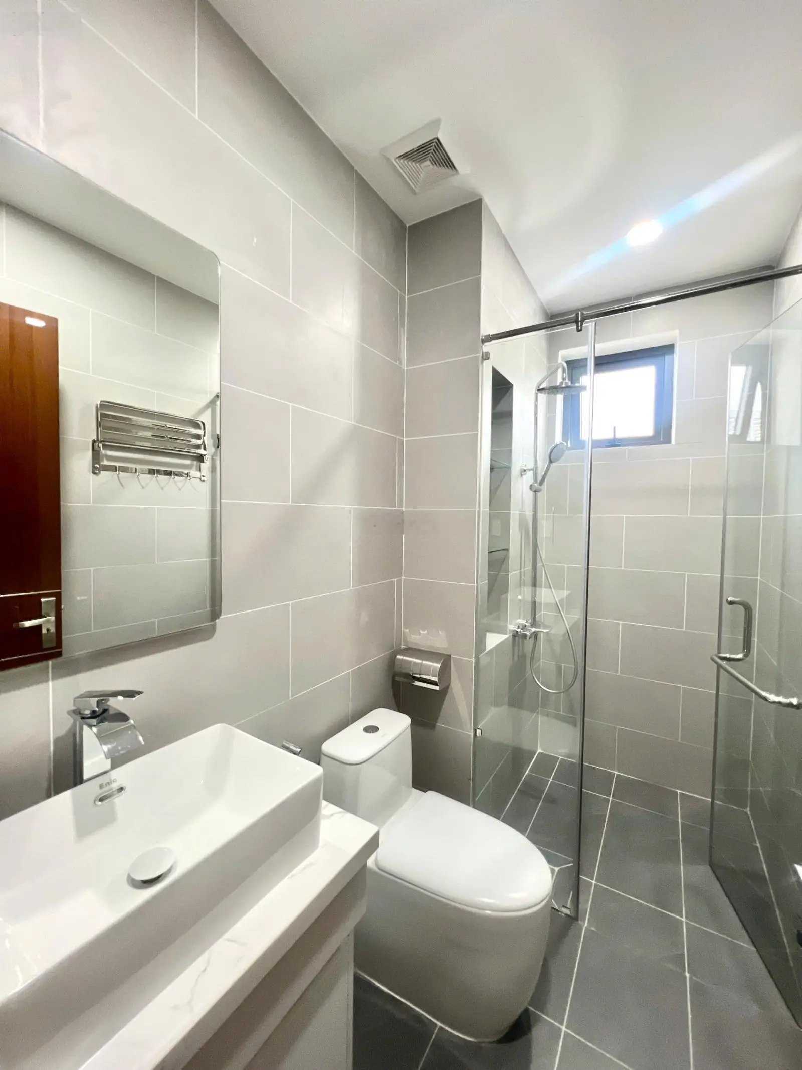 Cần bán nhà Hà Quang 2 mới xây xong siêu đẹp