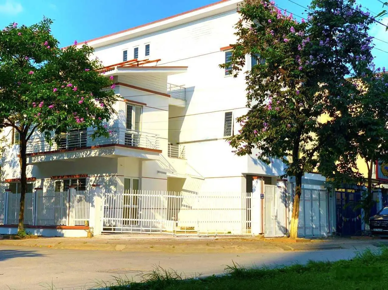 Bán biệt thự Tân Tây Đô, Tân Lập, Đan Phượng giá hơn 18tỷ diện tích 233m2 LH em Hương 0944 974 ***