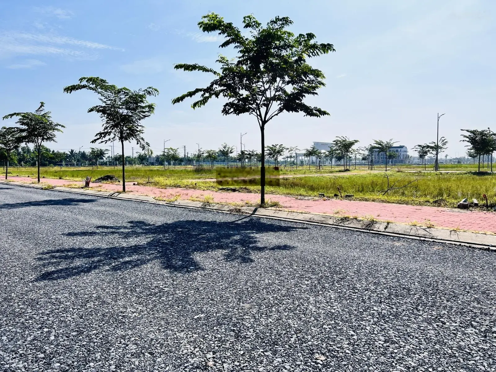 Cần bán lô góc 2 MT đường 20m khu tái định cư Thủ Thừa Garden Riverside