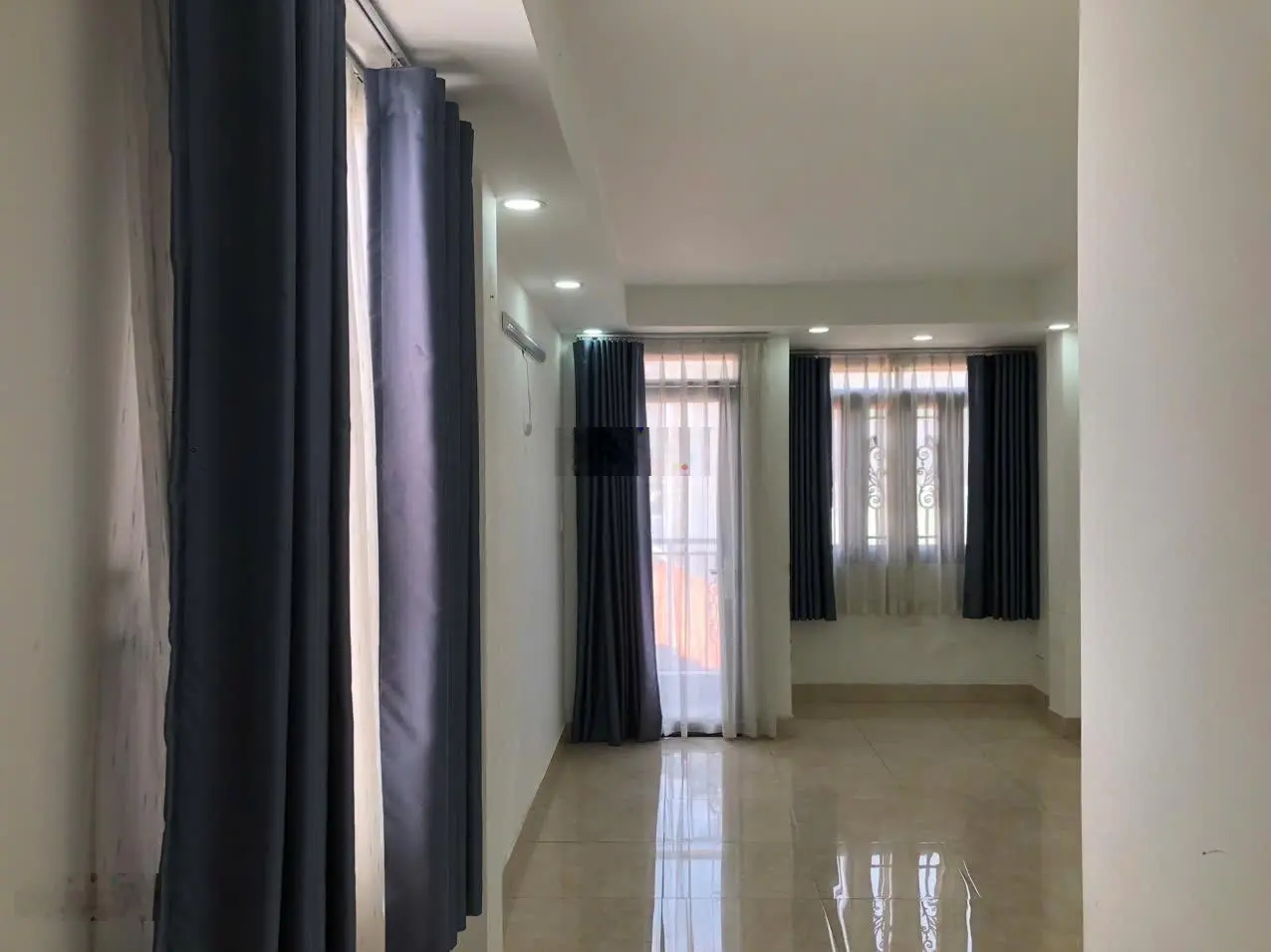Bán nhà Quận 8, gần bến xe, Tạ Quang Bửu, 3 tầng, ~41m2, nhỉnh 6 tỷ, rẻ đẹp, ở liền, SHR