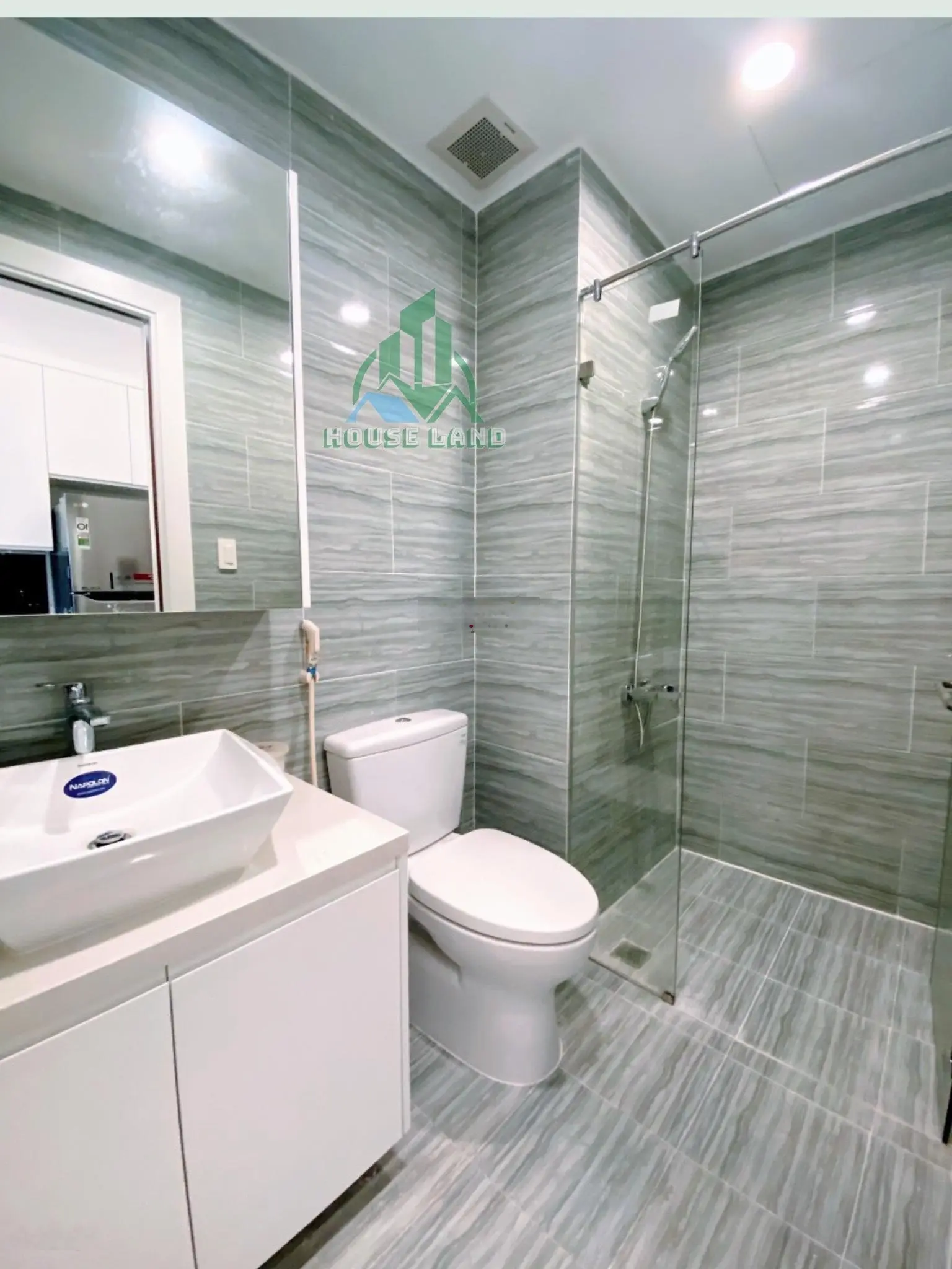 Bán căn hộ chung cư giá siêu hời chỉ 1,95 tỷ tại the sun avenue, 32m2