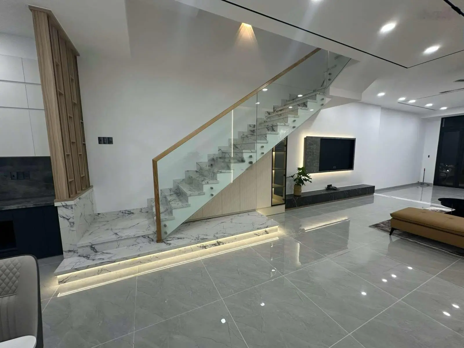Bán nhà 3 tầng kđt hà quang 2 (lê hồng phong 2) - nha trang 81m2 chỉ 6.2 tỷ