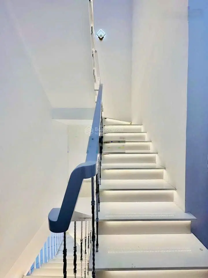 Bán Nhà 3 Lầu Đ. Trần Hữu Trang, Phường 10, Phú Nhuận, 3ty290, DT 80M2 sổ riêng, LH 0896 465 ***