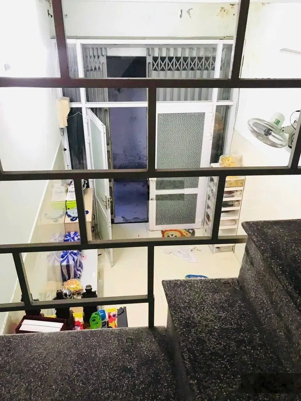 Nhà 2 mặt kiệt Ông Ích Khiêm. Gần đường. Gần Chợ Cồn. Đường 2,5m