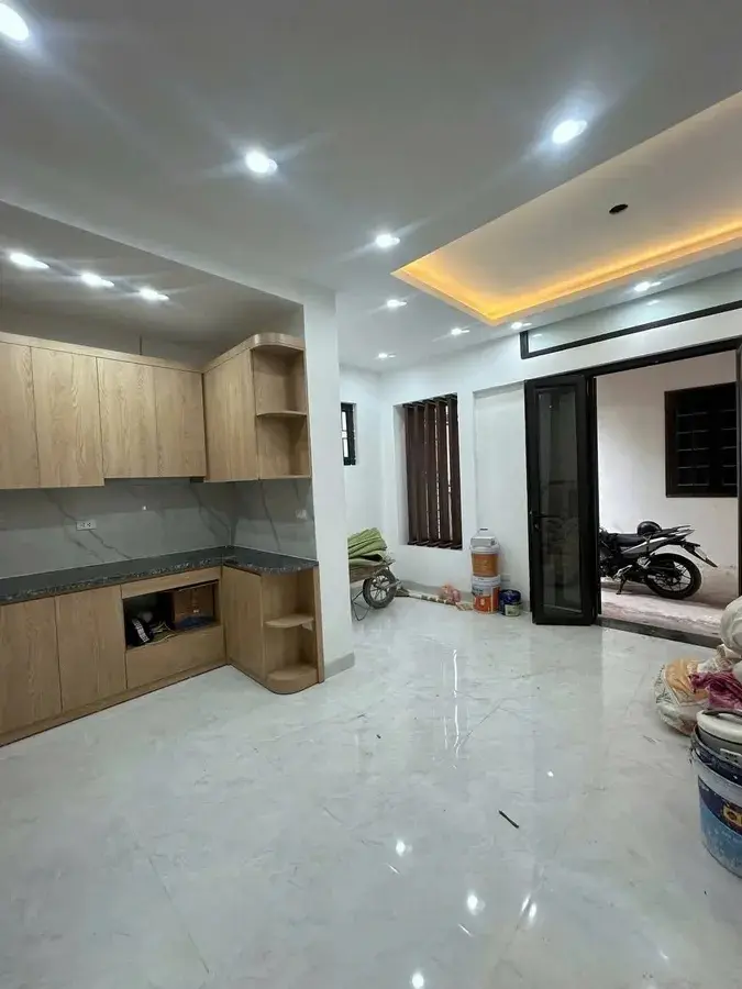 Bán nhà riêng tại Đội Cấn, 7,95 tỷ, 31m2, 3PN, 5WC, pháp lý đầy đủ