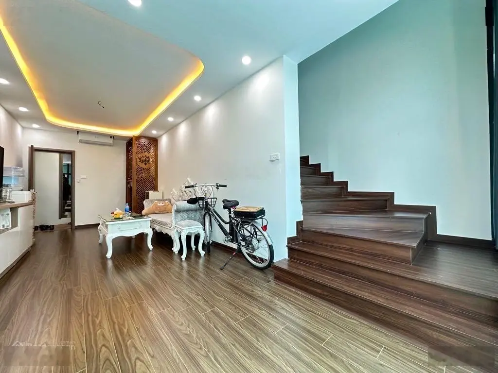 Bán nhà tập thể VIP ở Đào Tấn 102m2 giá 3,6 tỷ , siêu hiếm, siêu đẹp Full nội thất