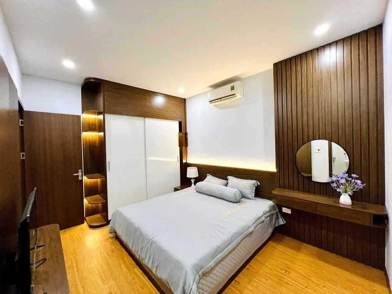 Căn 56.27m2 (2Pn, 2Wc, 2 ban công) đẹp ko lỗi tầng 15, 16,17,18 - Bình An Plaza 0919 959 ***
