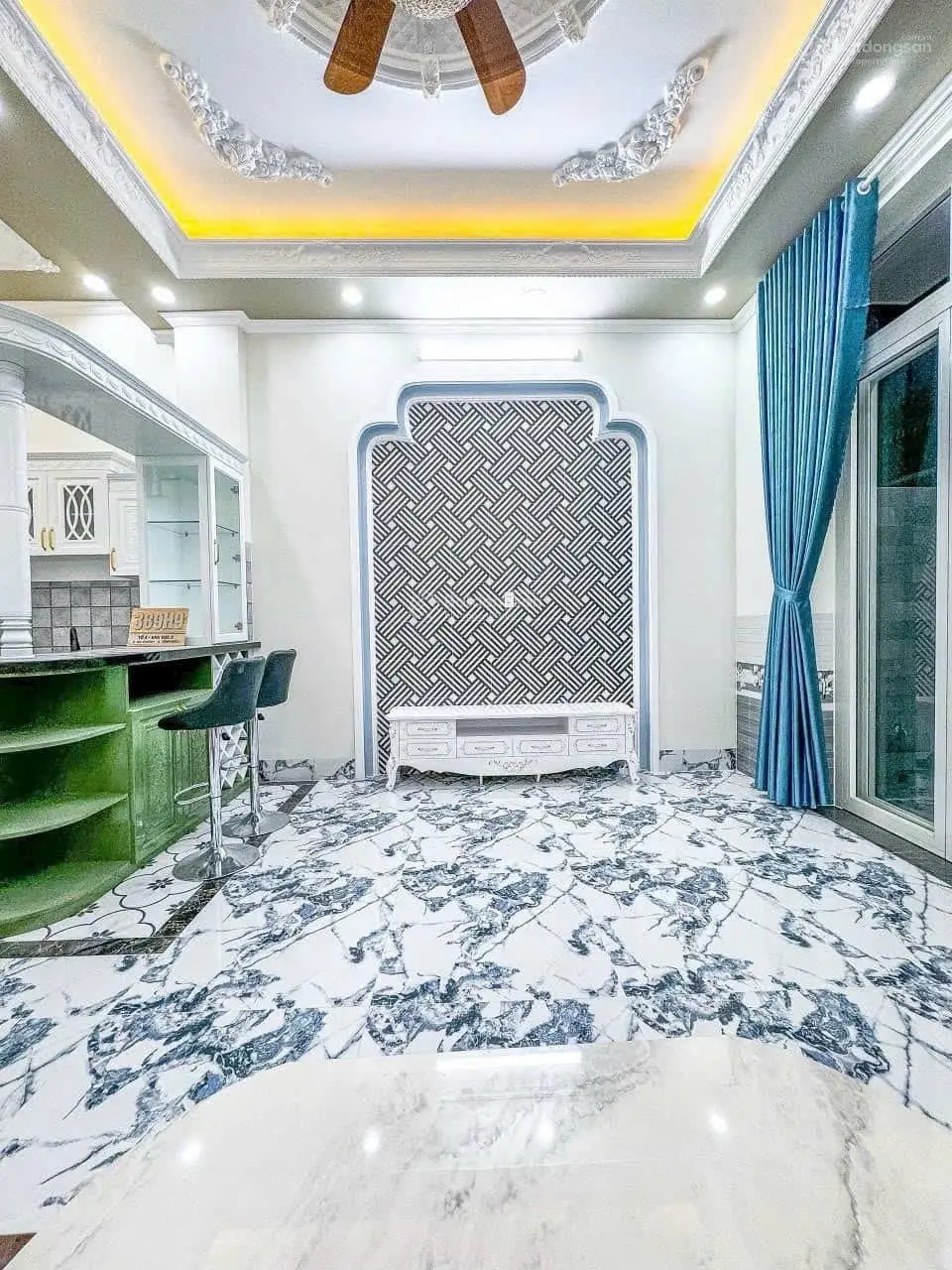 BÁN NHÀ LẦU MỚI 100% SỔ HỒNG HOÀN CÔNG LỘ OTO GẦN BV ĐA KHOA TRUNG ƯƠNG TẶNG FULL NỘI THẤT