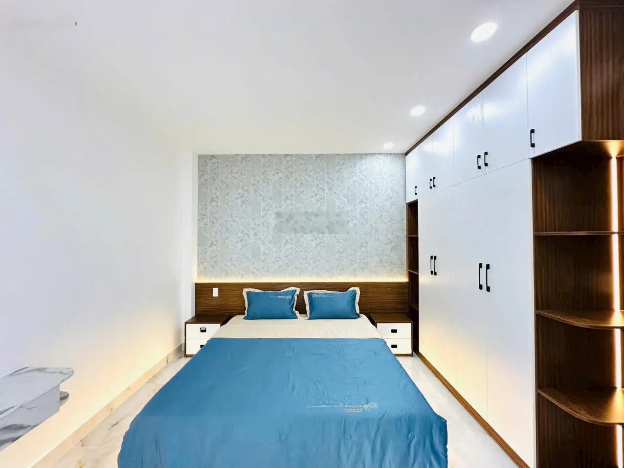 Bán Nhà 10m x 5m. Xây mới 3 lầu hẻm 10m chỉ sau nhà mặt tiền đường Liên Khu 2-5 P.Hiệp Thành