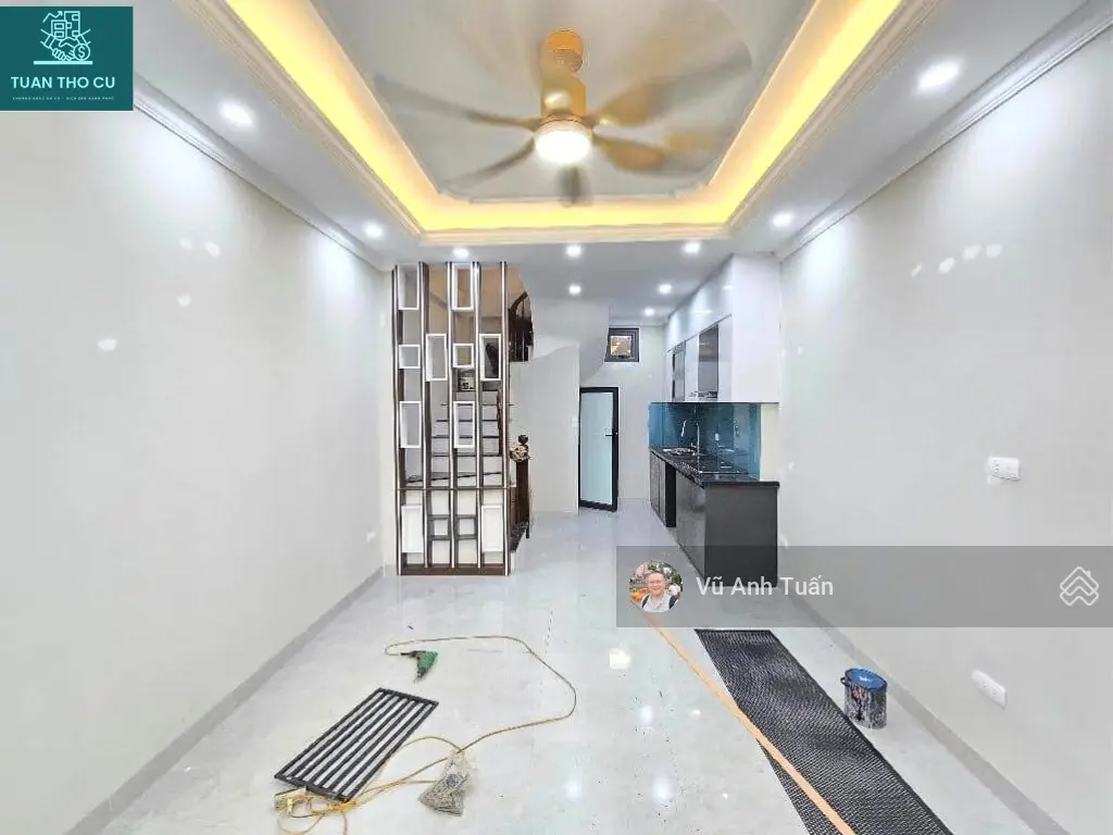 Chính chủ bán nhà phố Yên Duyên, ô tô đỗ cổng, view hồ đẹp, thiết kế hiện đại, giá 5.8 tỷ