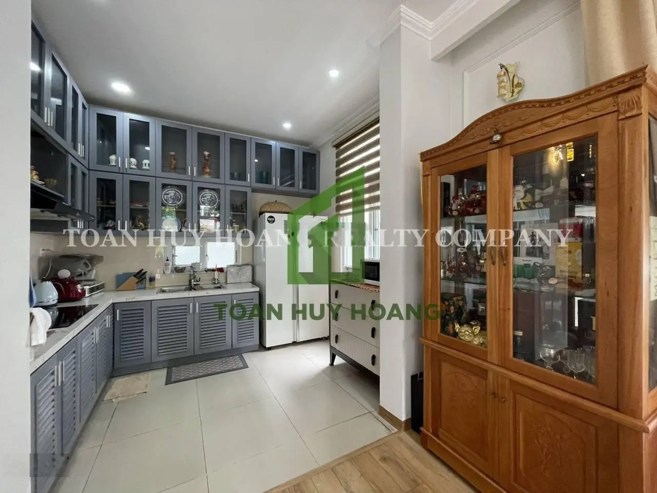 Chào Bán Biệt Thự Sân Vườn 250m2 3 Tầng 3 Phòng Ngủ Giá Tốt Nhất tại Euro Village - Làng Châu Âu