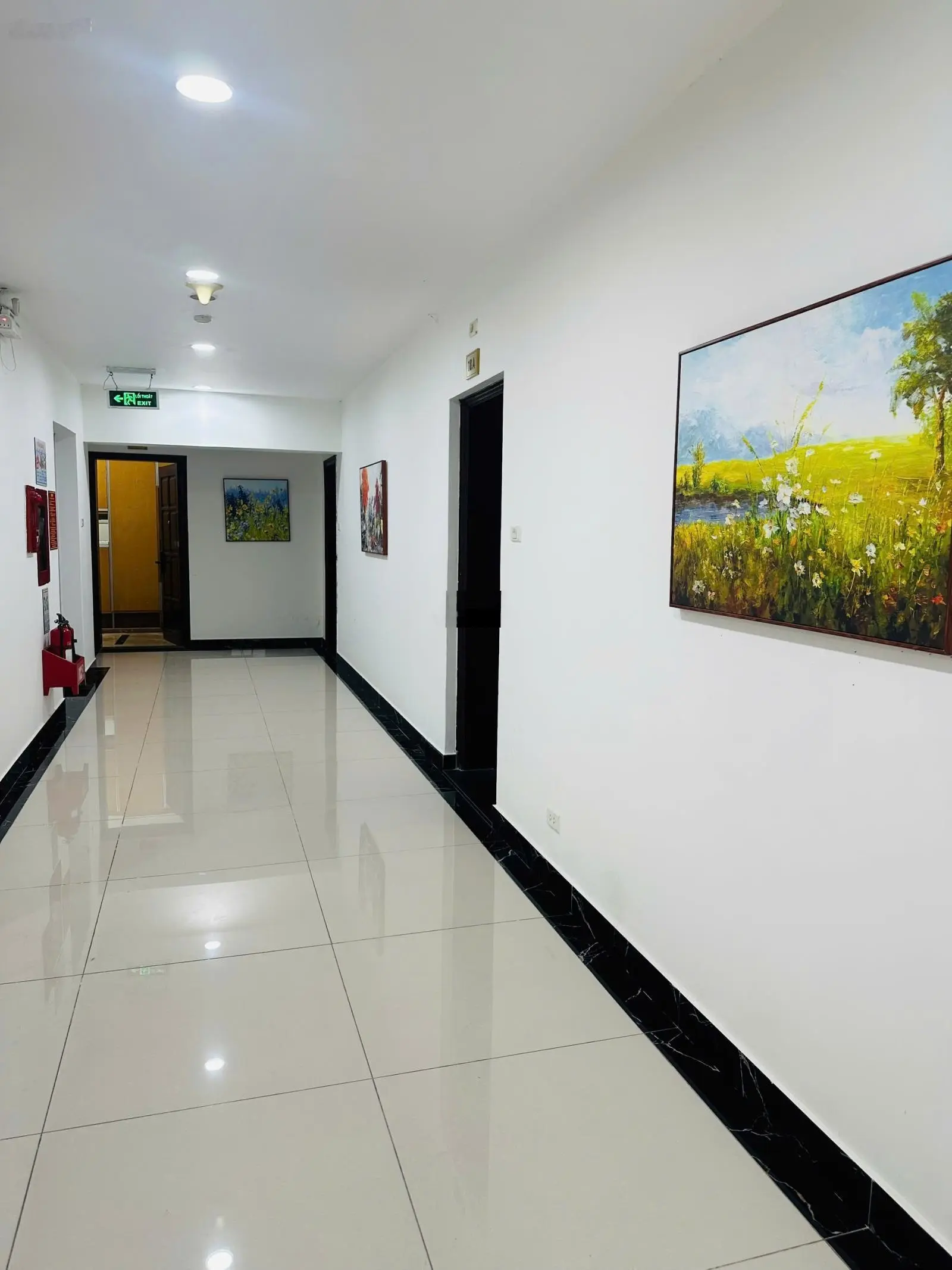 Bán căn hộ chung cư Vimeco II - Nguyễn Chánh, 9,83 tỷ vnđ, 151m2, 3 PN. LH 0934 593 ***