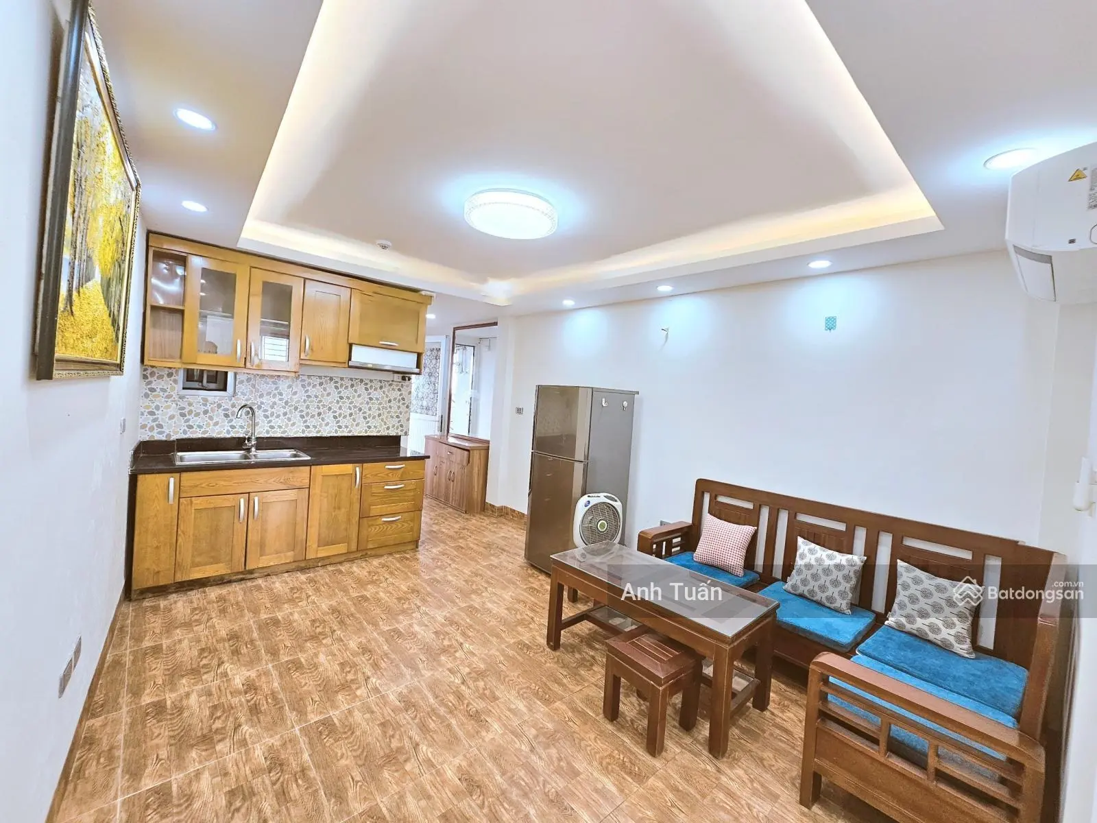 Bán căn hộ chung cư mini 50m, 2PN, view Hồ Tây - Giá nhỉnh 1 tỷ