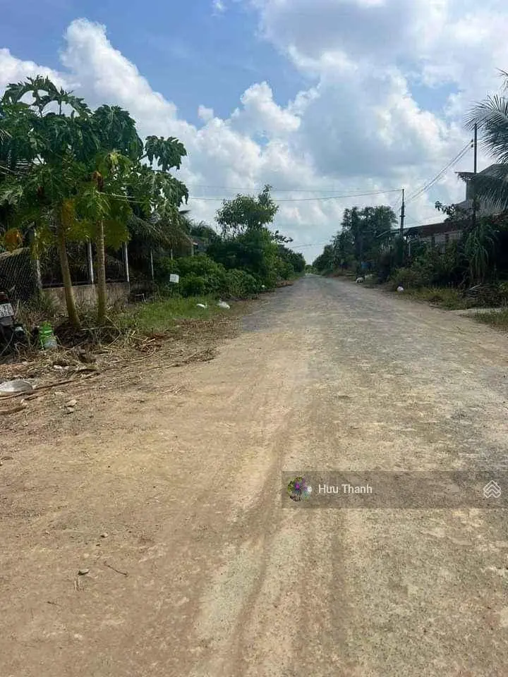Em có nền 150m2/520tr ở đường Lâm Thành Hưng, P7, Sóc Trăng. Cách Trường Lâm Thành Hưng chỉ 500m.