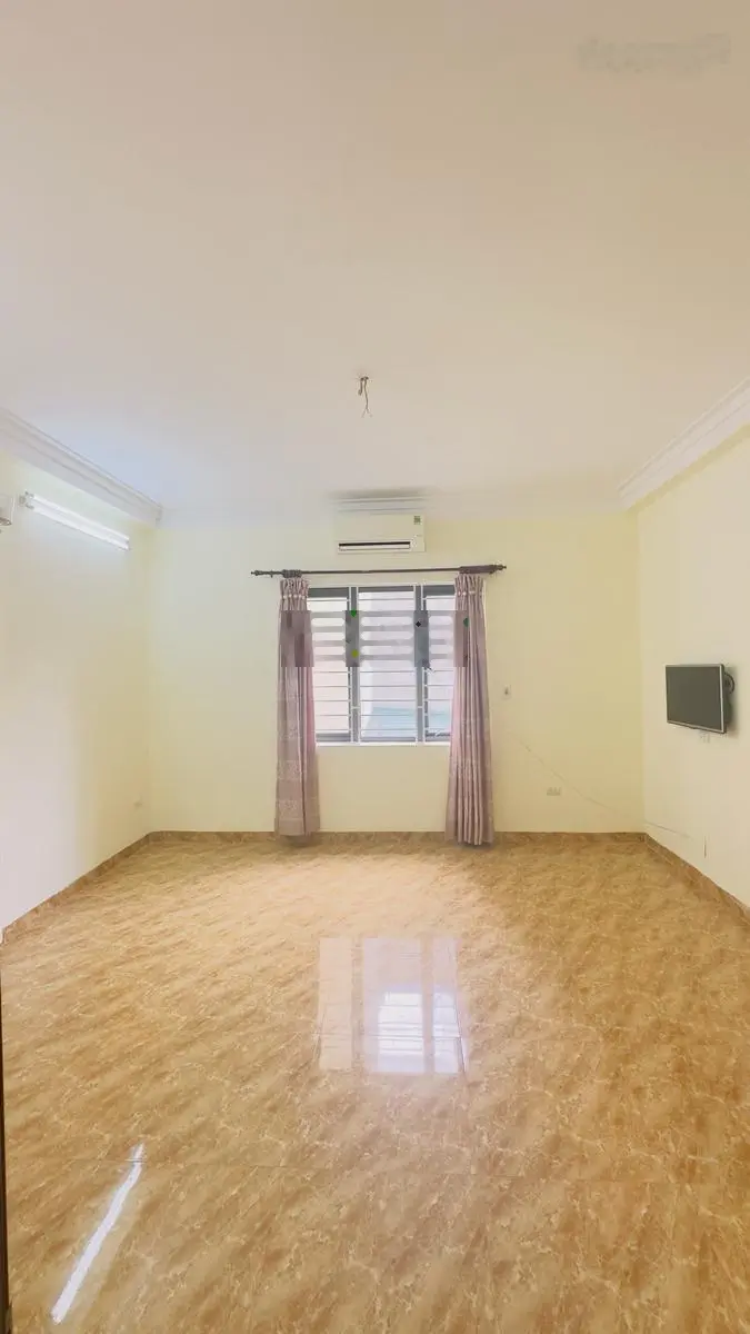 Nhà mới cách oto 15m giá siêu yêu thương chưa đến 150tr/m tại Đường Thanh Lân. LH 0912 002 ***