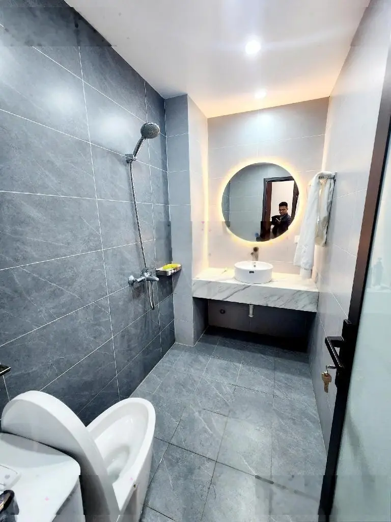 Phân lô 2 xe tải tránh 60m2 tại Minh Khai, 18,7 tỷ, 4PN, 4WC, nhiều tiện ích