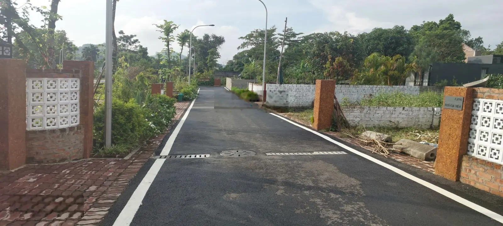 Cần bán gấp lô đất 125m2 mặt tiền hơn 12m và nằm cạnh Quốc Lộ 21 giá rẻ hơn thị trường 4 giá